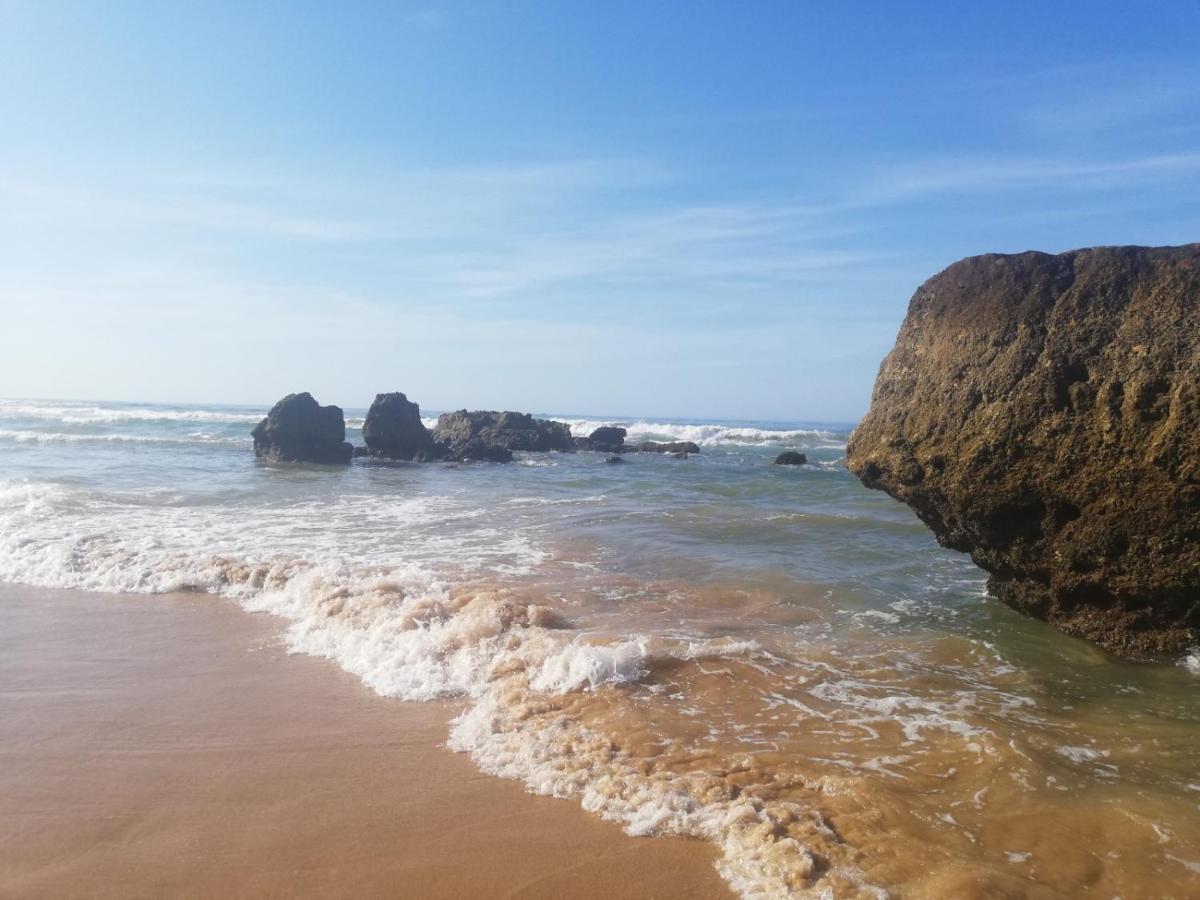 Rocha Praia Mar Beach Front Line Bay Portimão Exterior photo